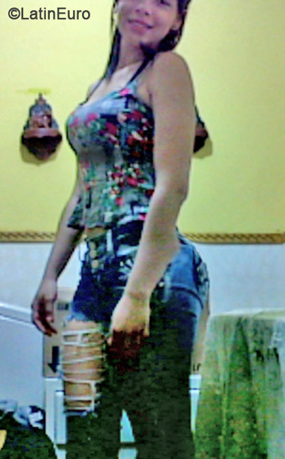 Date this hot Colombia girl Luisa from Medellin CO16259