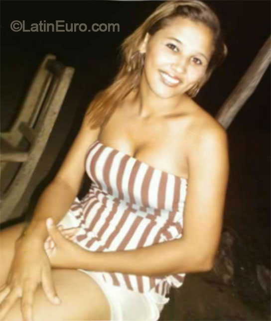 Date this gorgeous Brazil girl Luiza from Fortaleza BR9067