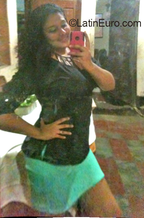 Date this fun Nicaragua girl Regina from Managua NI175