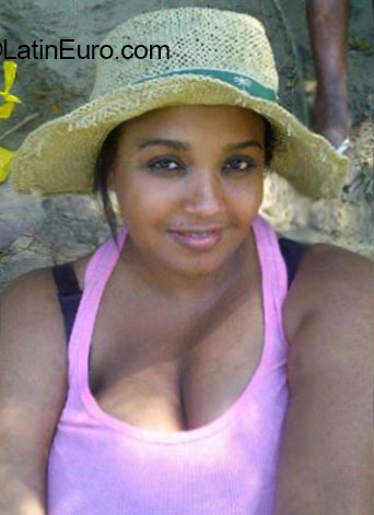 Date this voluptuous Dominican Republic girl Mirla castro from La Romana DO20277