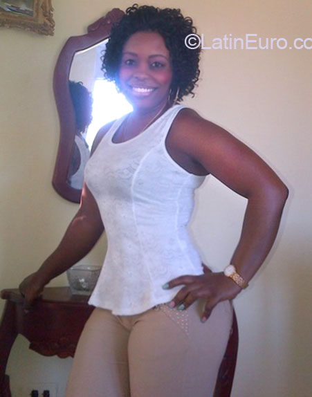 Date this nice looking Dominican Republic girl Ruth01 from Romana DO20278