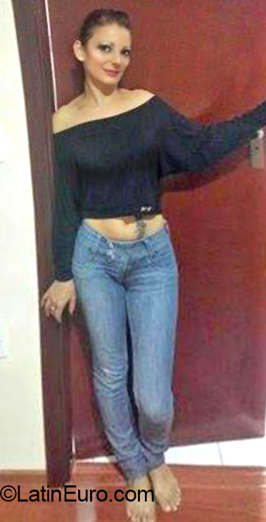 Date this delightful Brazil girl Alessandra from Sao Paulo BR9090