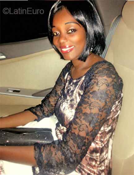 Date this foxy Niger girl Zara from Niamey NE5