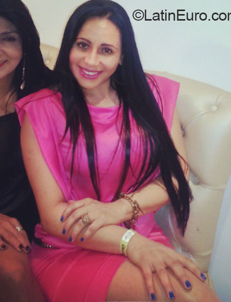 Date this cute Brazil girl Rozangela from Campo Grande BR9099