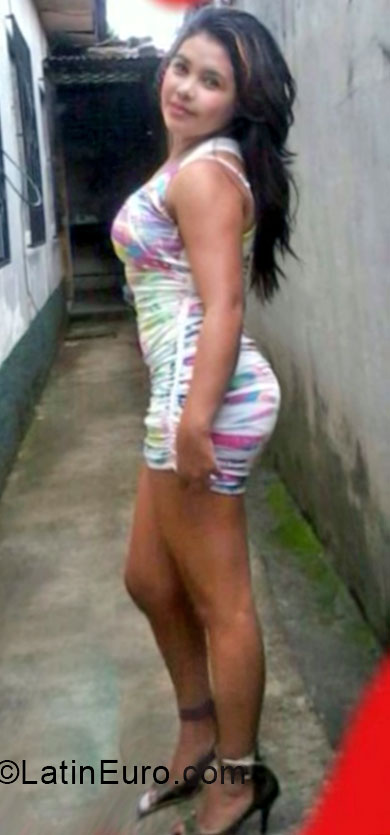 Date this attractive Honduras girl Yessica Perez from San Pedro Sula HN1252