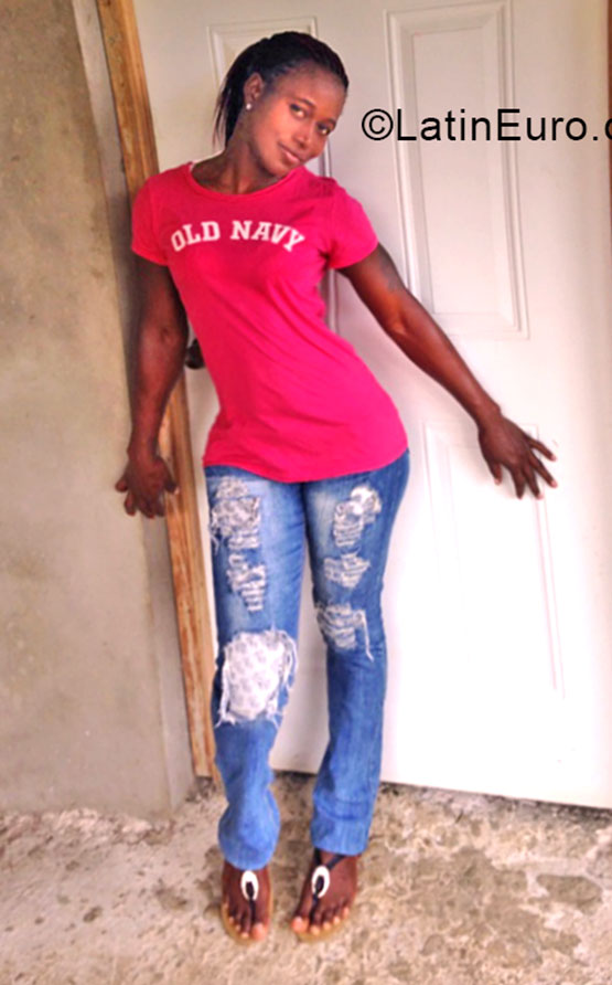 Date this happy Jamaica girl Nickesha from St James JM2688