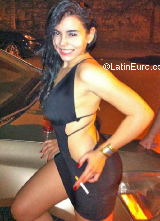 Date this foxy Dominican Republic girl Fernanda from Santo Domingo DO20567