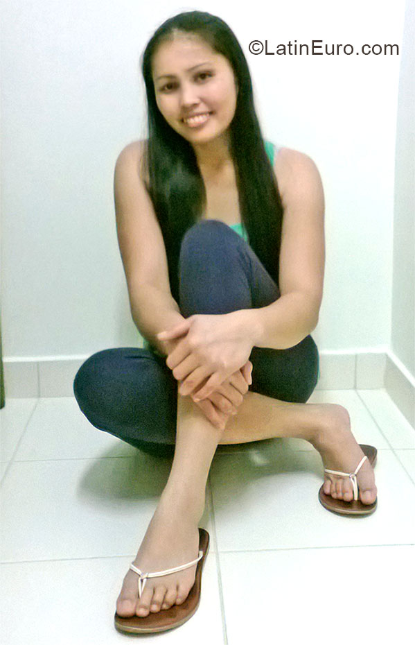 Date this fun Philippines girl Gemmalyn from San Carlos City PH734