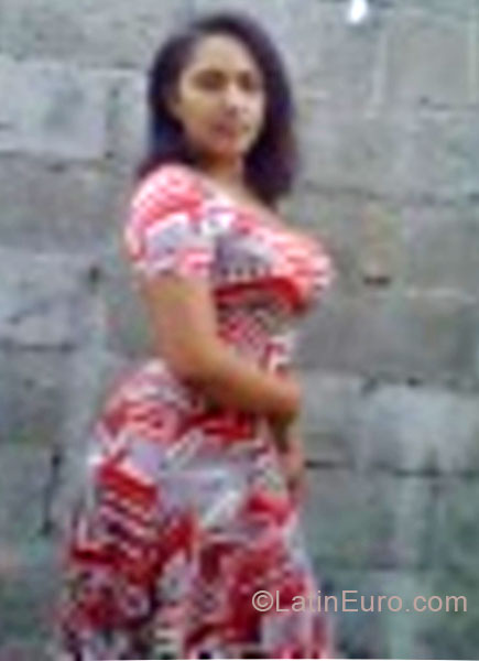 Date this nice looking Dominican Republic girl Lisa maria from San Francisco Macoris DO20635