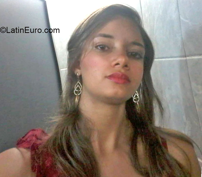 Date this young Brazil girl Tarcia from Natal BR9140
