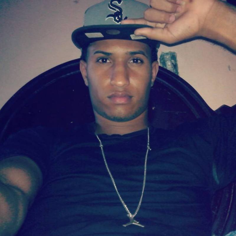 Date this pretty Dominican Republic man Leury from Santiago DO20743