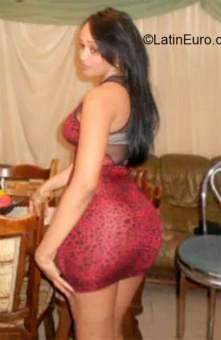 Date this voluptuous Dominican Republic girl Rachel from Santo Domingo DO20900