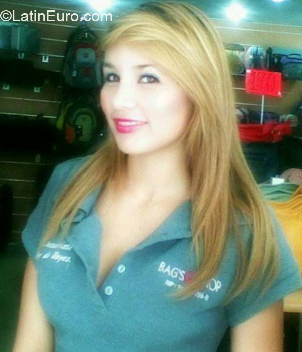 Date this beautiful Venezuela girl Efrenny from Barquisimeto VE379