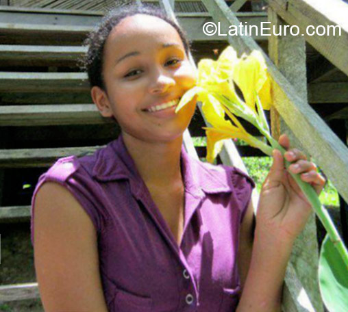 Date this good-looking Colombia girl Ana Maria from Necocli CO16826