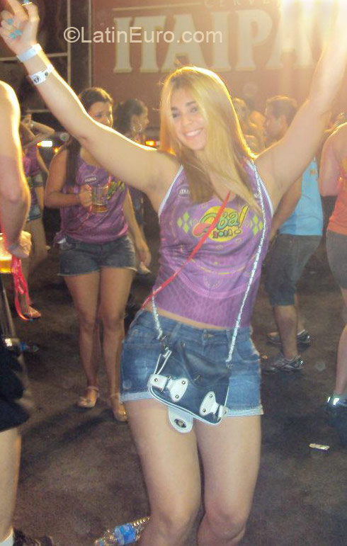 Date this pretty Brazil girl Elaine from Sao Paulo BR9192