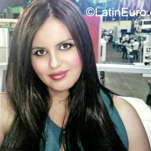 Date this pretty Colombia girl Angelica from Bogota CO16934