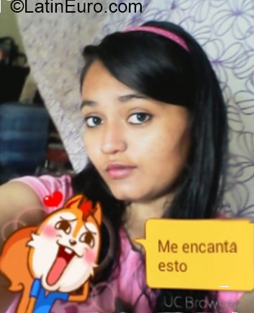 Date this tall Honduras girl Astrid from Tegucigalpa HN1462