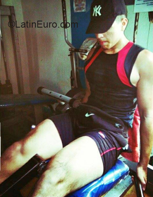 Date this fun Colombia man Tico from Cali CO17076