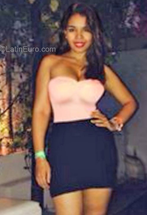 Date this exotic Colombia girl Kittycolombana from Barranquilla CO17151