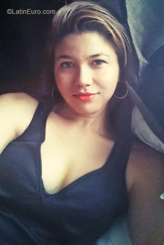 Date this hard body Colombia girl Olga from Medellin CO17176