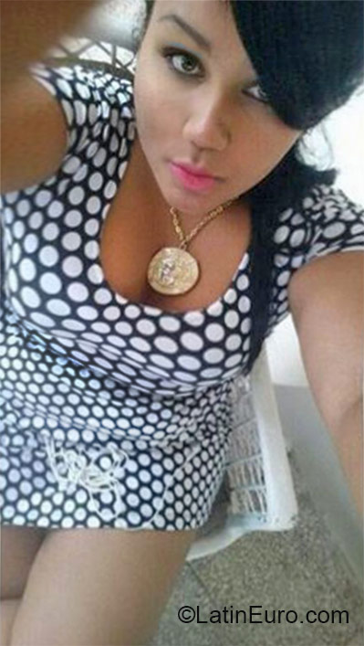 Date this attractive Dominican Republic girl Jenifer from San Francisco De Macoris DO27048
