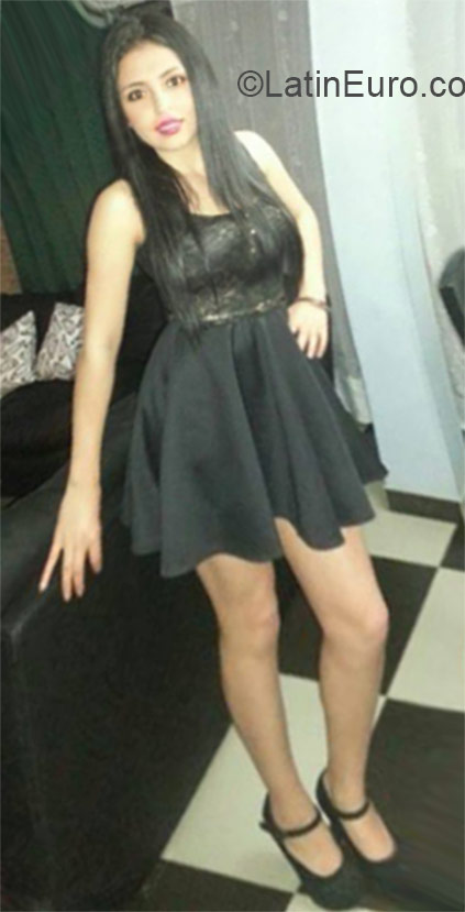 Date this tall Colombia girl Katherin from Bogota CO17286