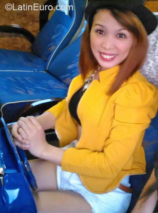 Date this delightful Taiwan girl Mishey from Tainan TW8