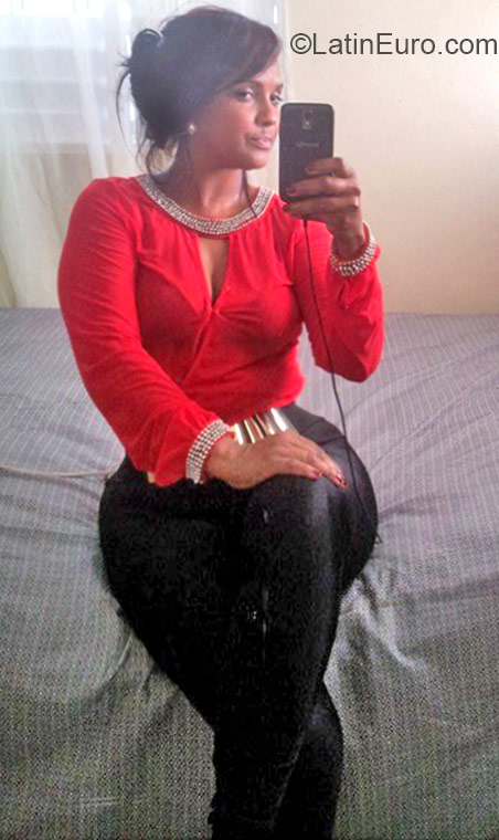 Date this cute Dominican Republic girl Arisleydia from Santiago DO22082