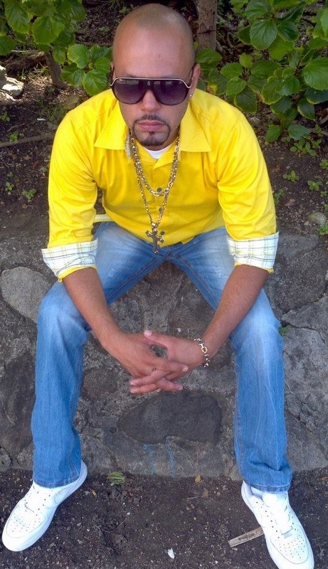 Date this lovely Dominican Republic man Jose from Santiago DO22231