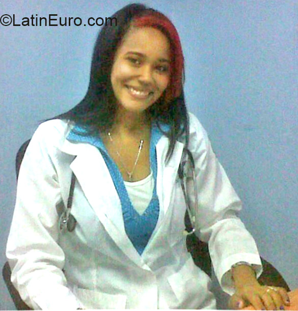 Date this georgeous Dominican Republic girl ROSA from Santiago DO22356