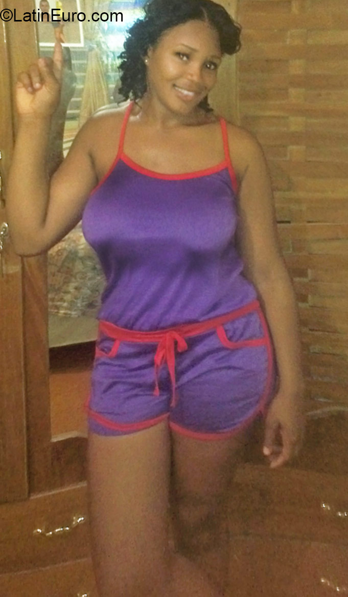 Date this stunning Jamaica girl Octavia from Montego bay JM2081