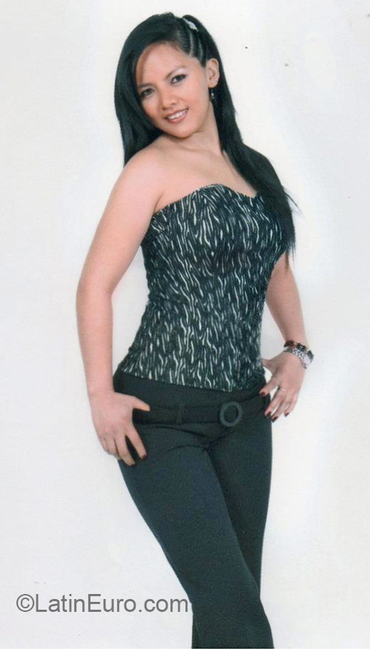 Date this beautiful Peru girl Maria from Lima PE1065