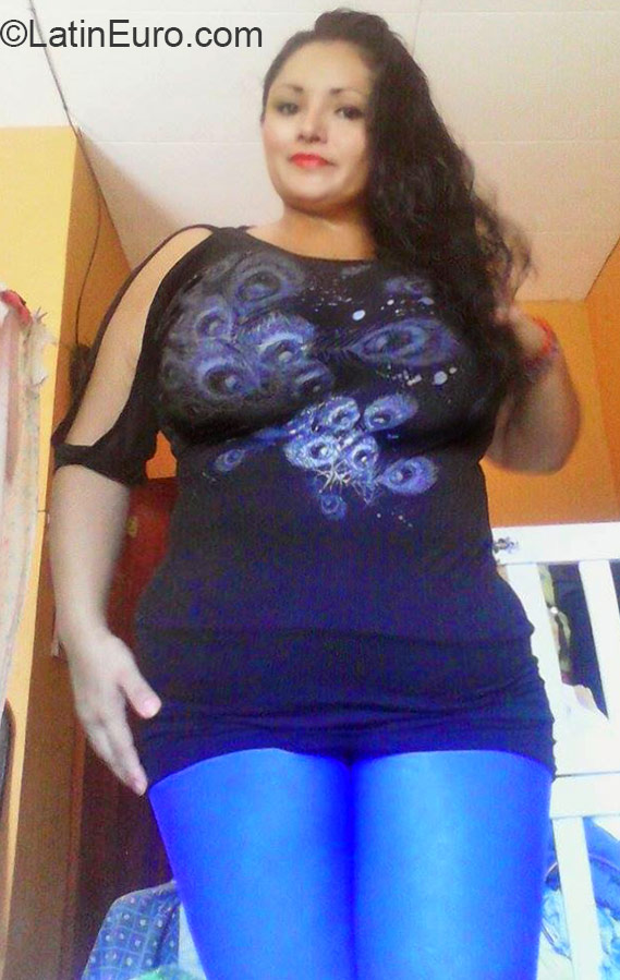 Date this tall Honduras girl Maria from Tocoa HN1579