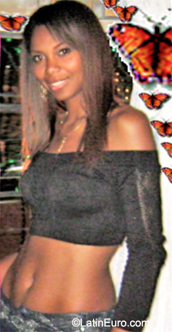 Date this exotic Colombia girl Liz from Cali CO17781