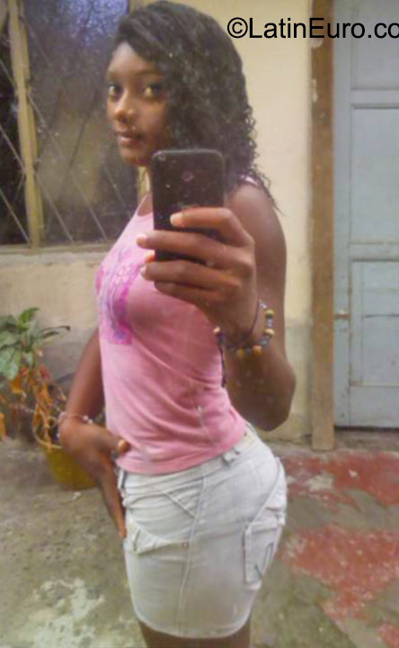 Date this exotic Colombia girl Lucero from Popayan CO17868