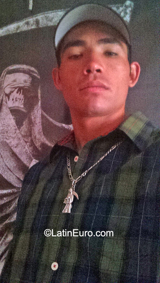 Date this foxy Mexico man Jairo from Chihuahua MX1446