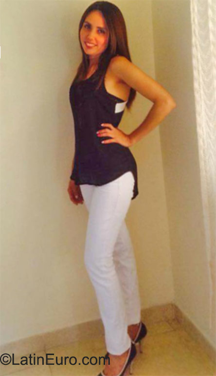 Date this hot Colombia girl Milena from Ibague CO17892