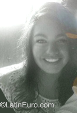 Date this passionate Honduras girl Ana Paula from Choluteca HN1681