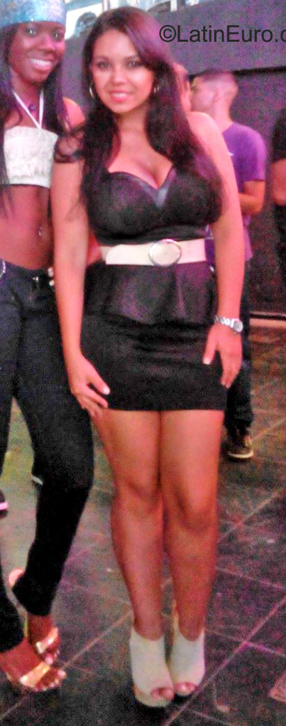 Date this beautiful Colombia girl Tiffany from Cali CO18019