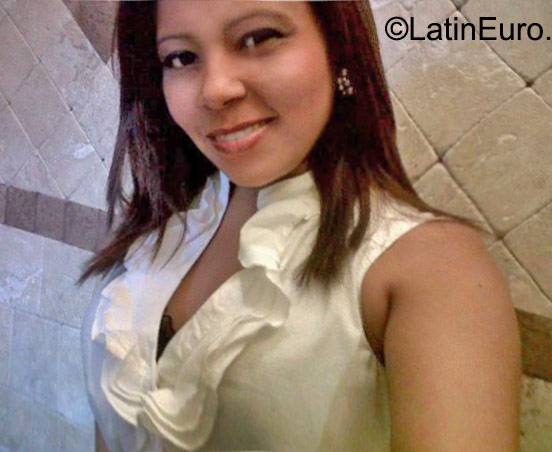 Date this passionate Honduras girl Maritza from San Pedro Sula HN1736