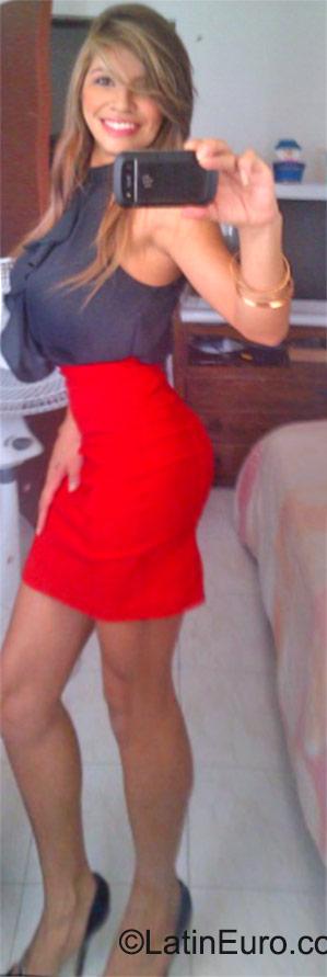 Date this lovely Colombia girl Sofia from Barranquilla CO18264