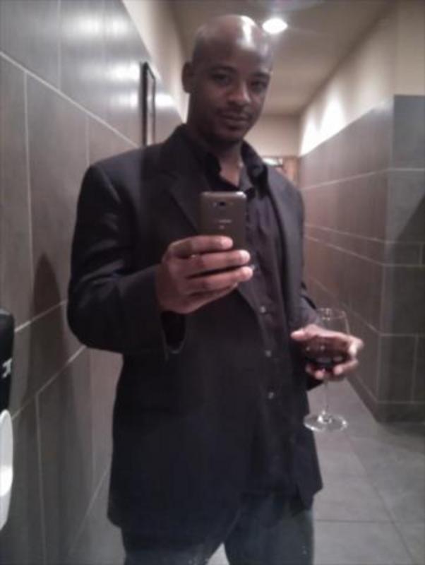 Date this exotic Colombia man Mike from Bogota CO18153