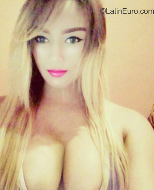 Date this gorgeous Honduras girl Mabelin from Tegucigalpa HN1761