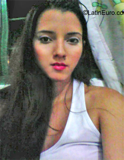 Date this beautiful Colombia girl Johanna from Cali CO18170