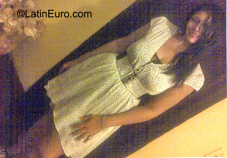 Date this charming Dominican Republic girl Ramona from Santo Domingo DO23641