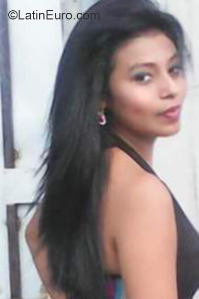 Date this cute Honduras girl Yeimi from La Ceiba HN1787