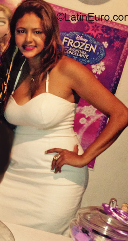 Date this fun Brazil girl Cristiane from Teixeira BR9496