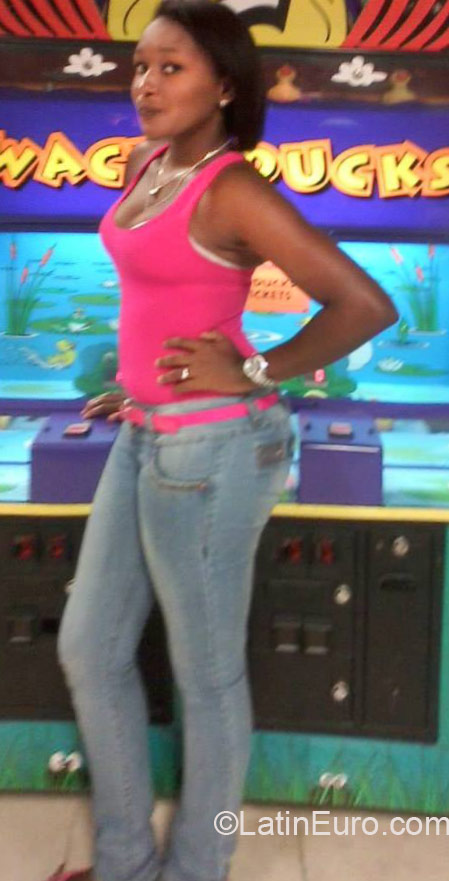 Date this funny Dominican Republic girl Yokasta from Santiago DO23862