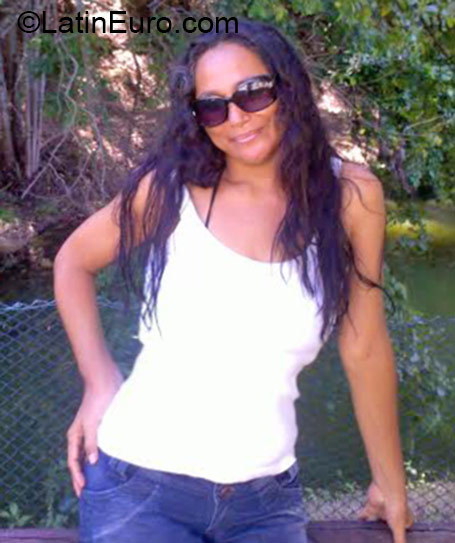 Date this exotic Brazil girl Francilene from Vitoria BR9536