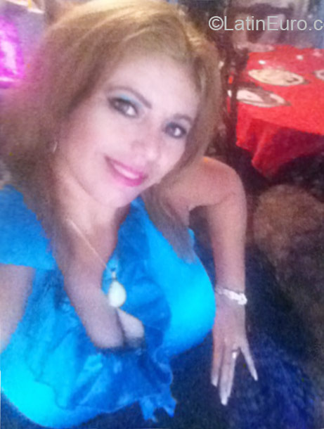 Date this gorgeous Honduras girl Maria from San Pedro sula HN1873